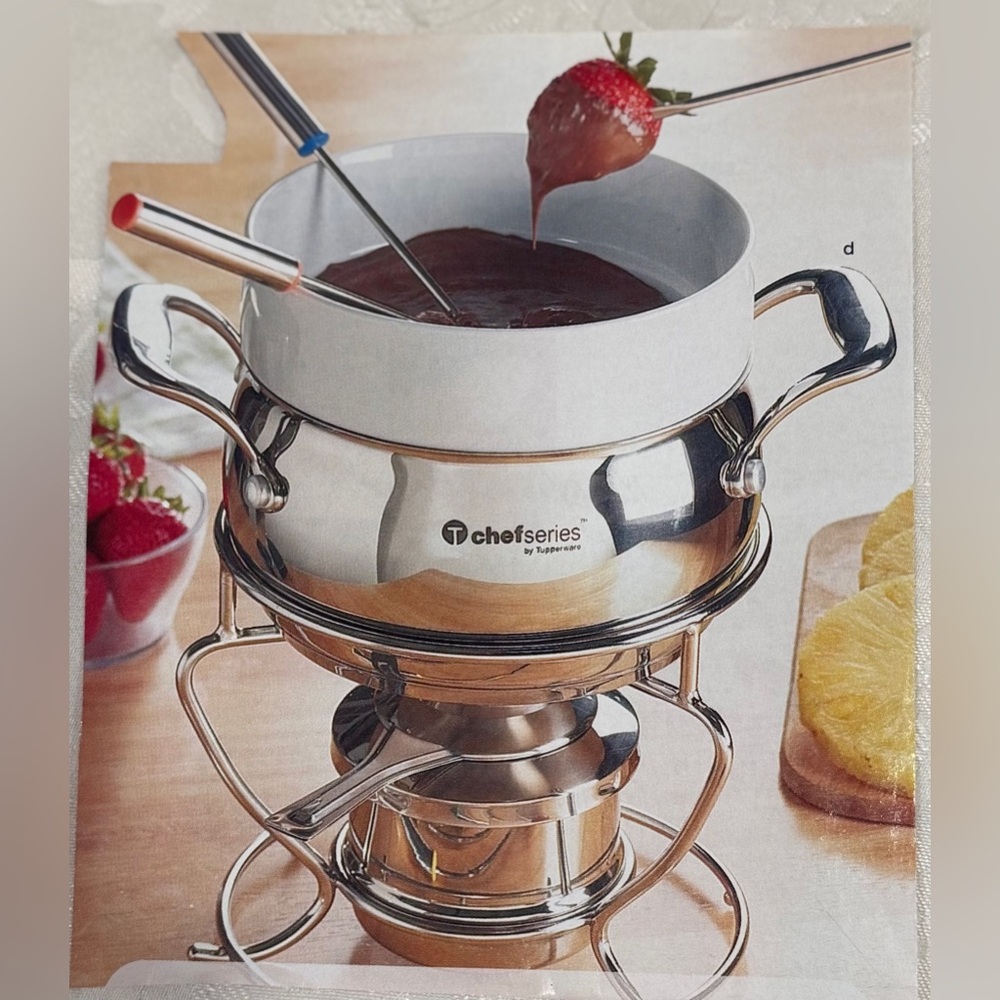 NEW!  Tupperware Chef Series Stainless Steel Fondue Pot w/ Ceramic Insert